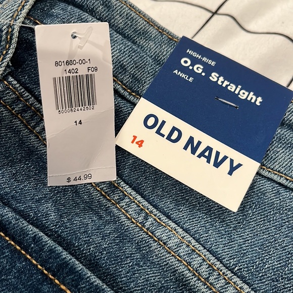 Old Navy size 14 high-rise O.G. Straight jeans with button fly, ankle length - Picture 4 of 4